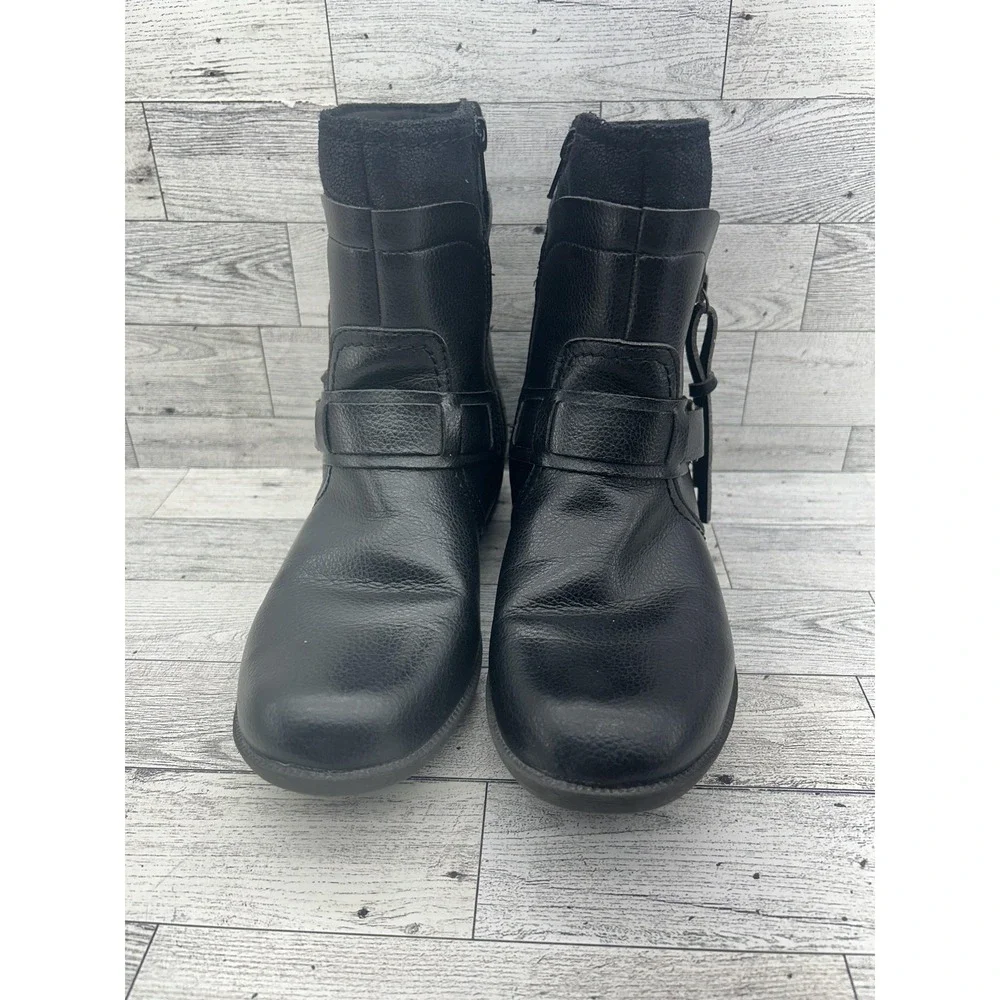 Clarks boots womens